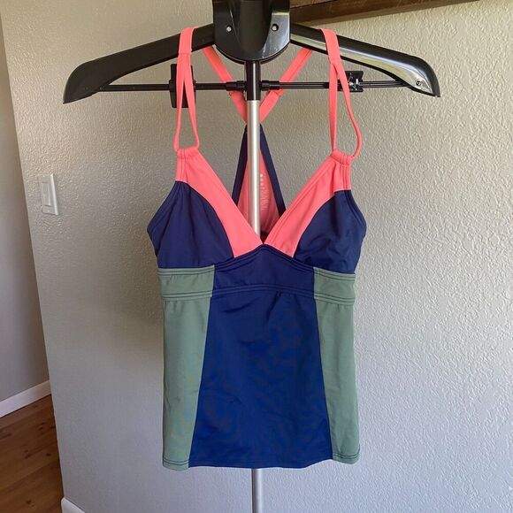 Title Nine Kuapapa Color Block Tankini Racerback Swimsuit Top Small Sporty - Picture 1 of 4